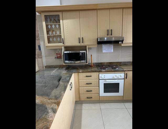 3 BEDROOM APARTMENT FOR SALE IN UMDLOTI BEACH